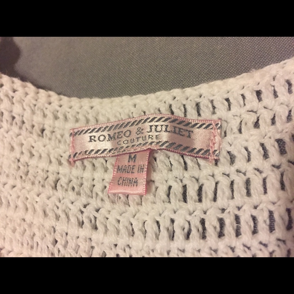 Romeo & Juliet Couture White Crochet Tank Top - Picture 5 of 6